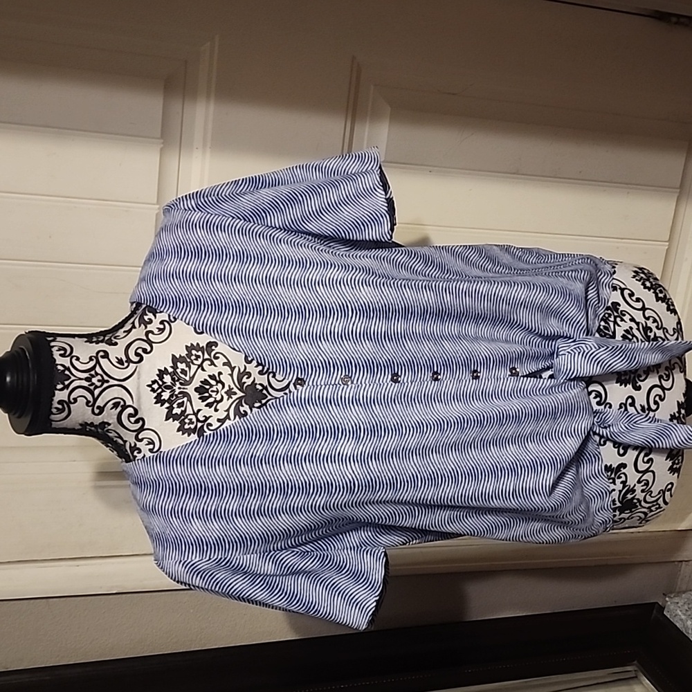 Michael Kors tie front blouse Small Used Once